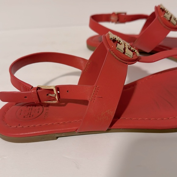 Tory Burch Burnt Red/Gold Logo T Ankle Strap Sandal! - Picture 3 of 6